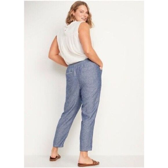 Old Navy 3X High-Waisted Chambray Cropped Linen-Blend Tapered Pants - Picture 1 of 8